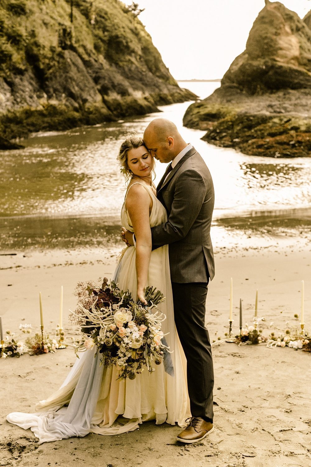 Pacific Northwest Elopement Photographer