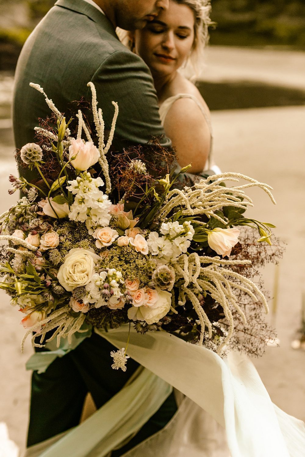 wildflower bouquet inspiration pnw wedding