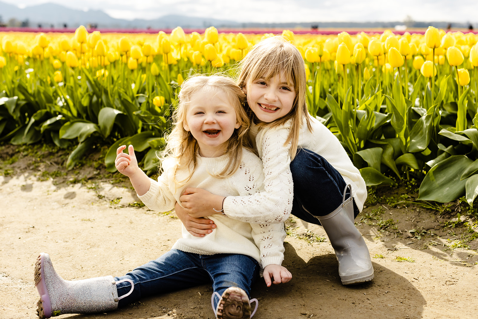 Skagit Valley Tulip Festival Family Photographer TMinspired Photography flower field