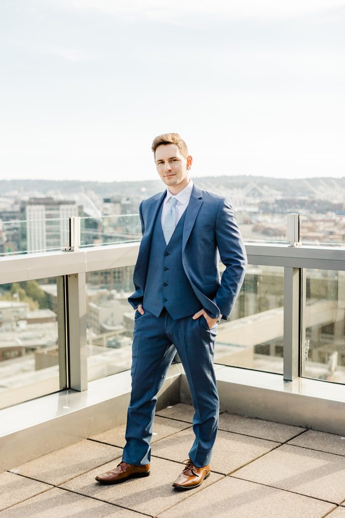 courthouse groom portraits