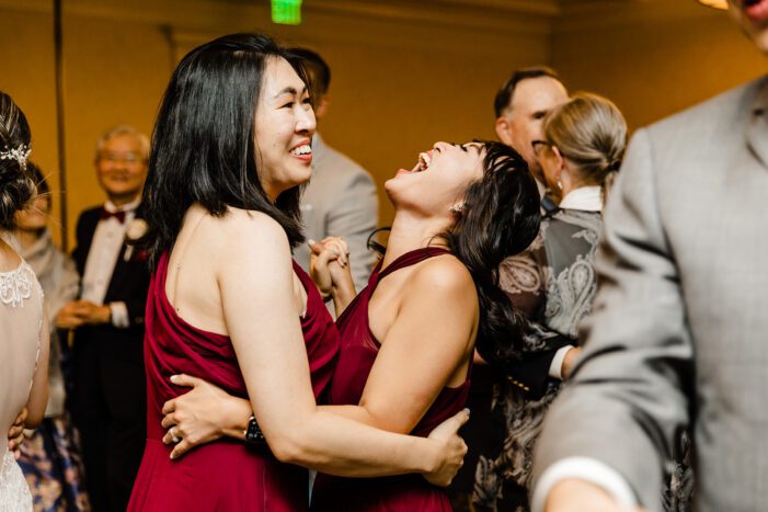 guests dance at woodmark hotel wedding