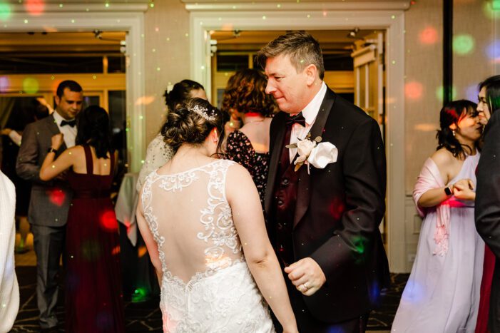 guests dance at woodmark hotel wedding