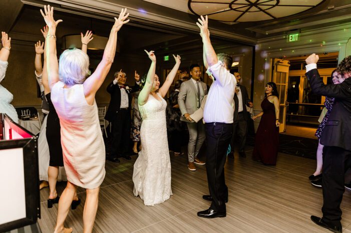 guests dance at woodmark hotel wedding