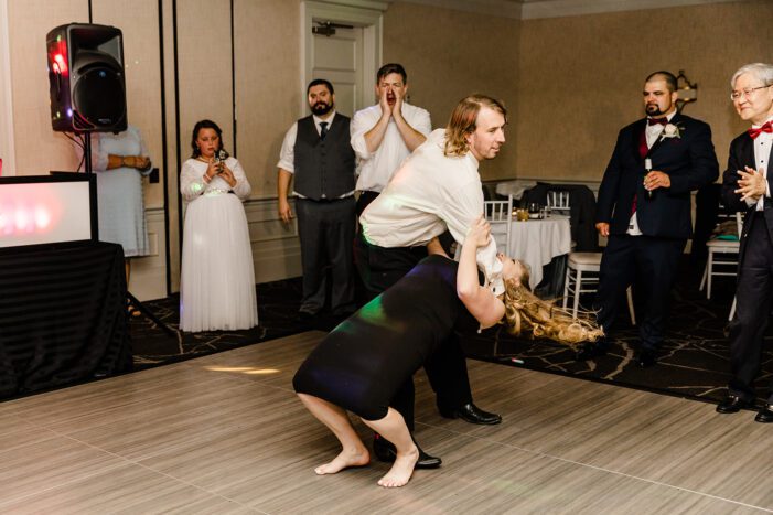 guests dance at woodmark hotel wedding