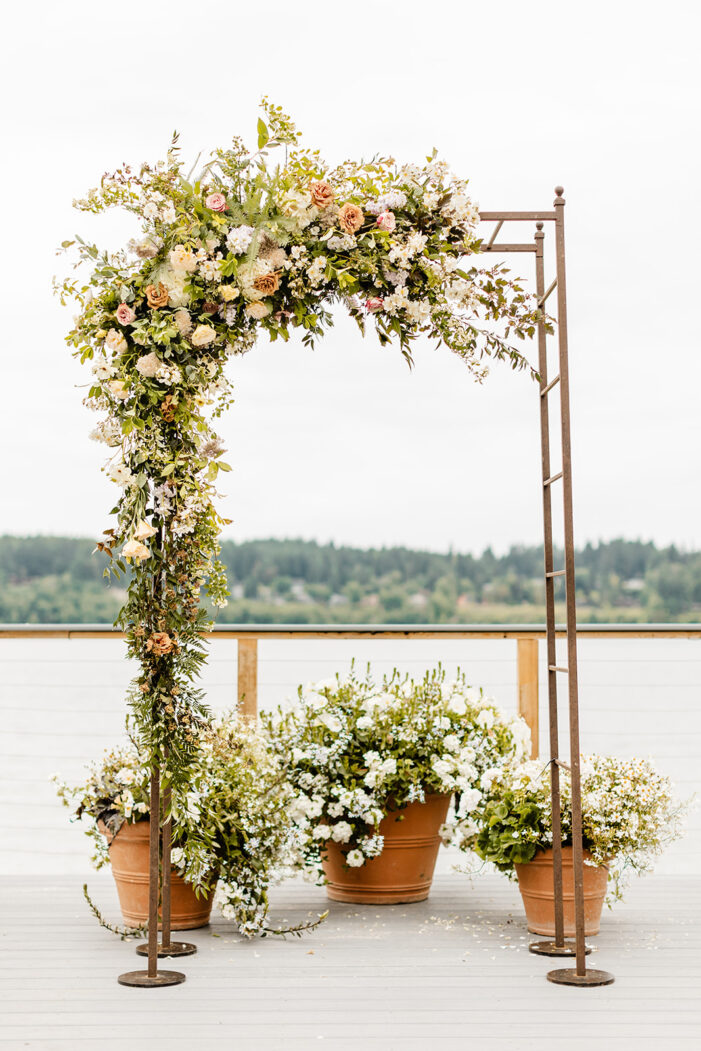 ceremony floral display