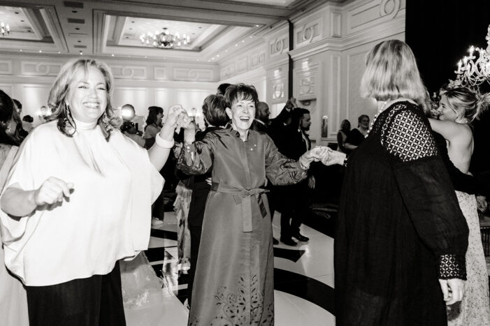 wedding guests dance at vegas wedding