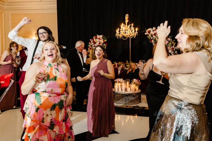wedding guests dance at vegas wedding