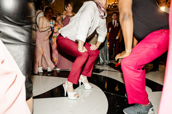 wedding guests dance at vegas wedding