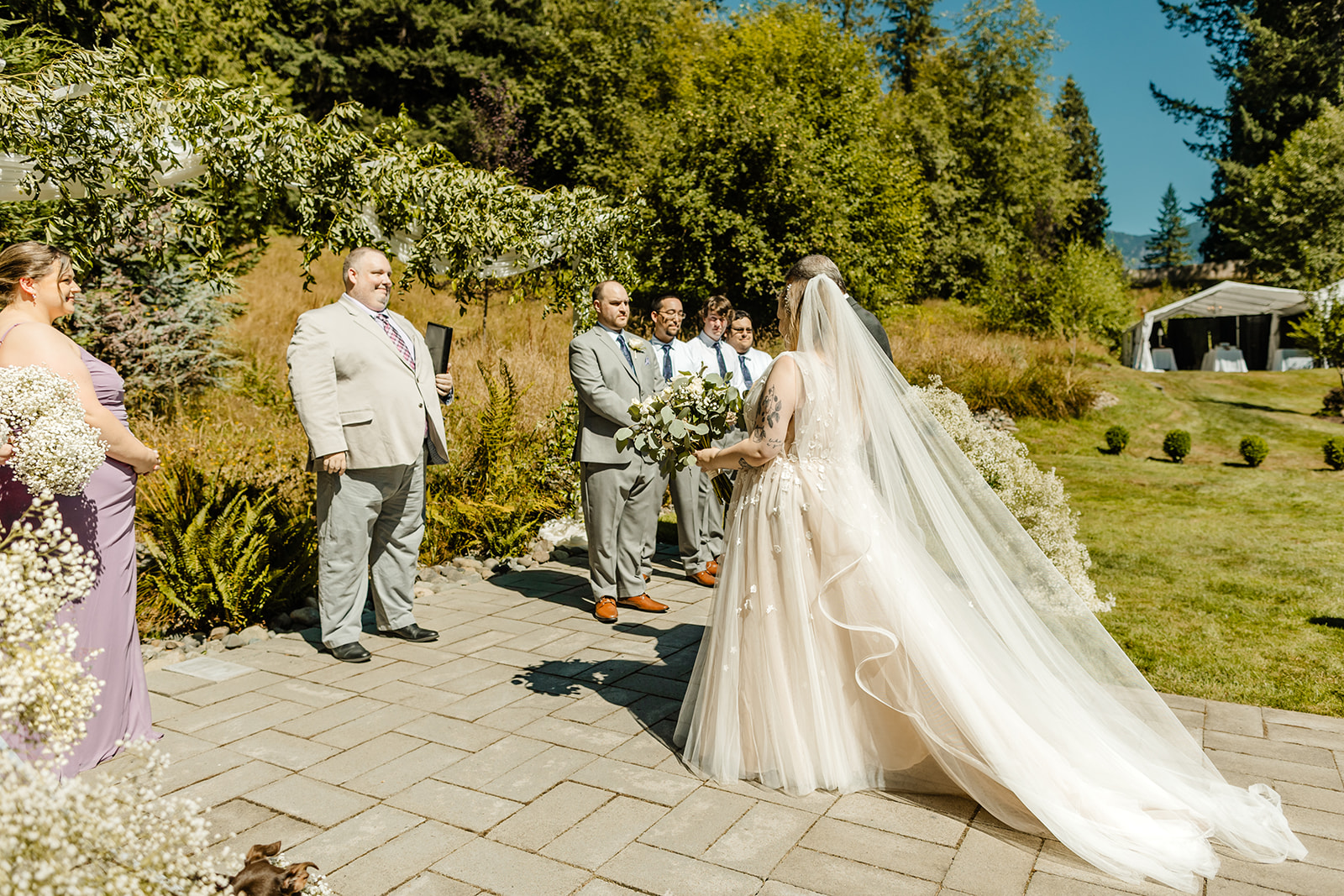 bride walk down aisle with dad
