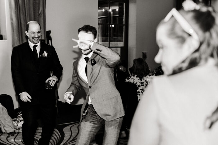 wedding guests dance at lodge at st edwards wedding