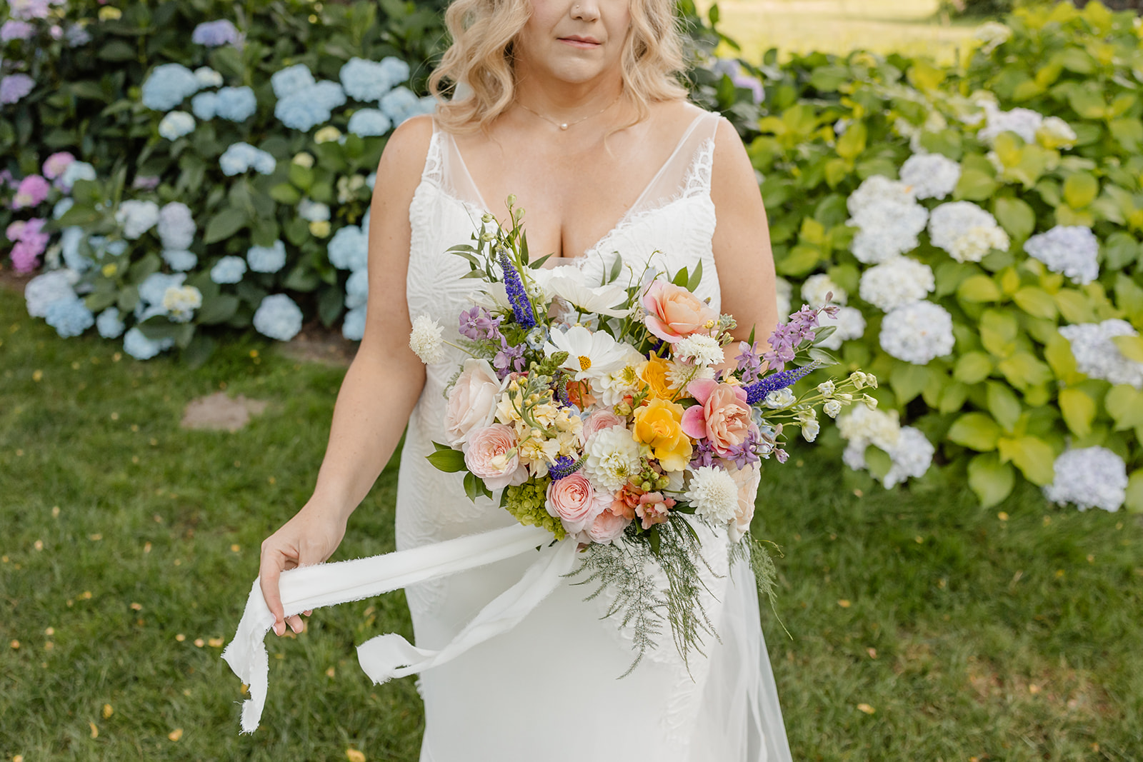 wild flower bouquet for bride