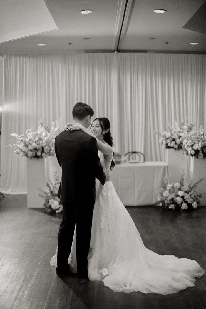 first dance at columbia winery