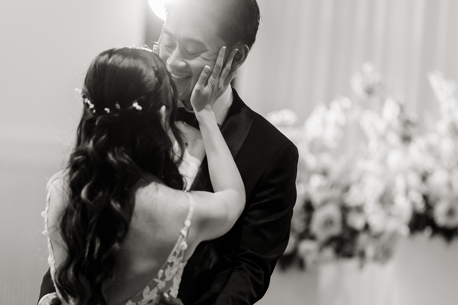 first dance at columbia winery